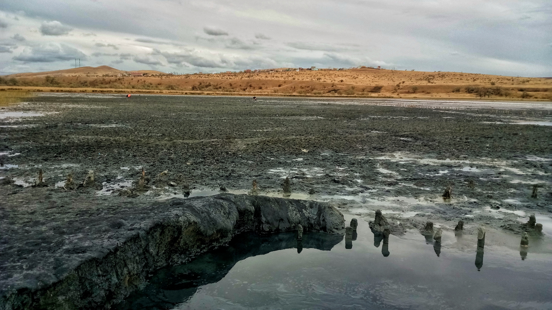 Целебные свойства грязи Сакских озёр
