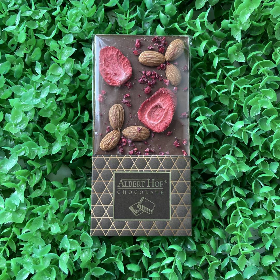Молочный шоколад ручной работы Albert Hof Сан-тропе, 108г