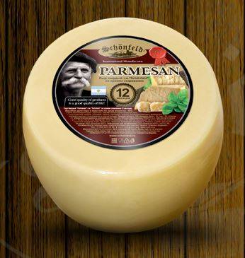 Купить онлайн Сыр твердый Parmesan со сроком созревания 12 месяцев ТМ "Schonfeld" (REMOTTI, Аргентина) в интернет-магазине Беришка с доставкой по Хабаровску и по России недорого.