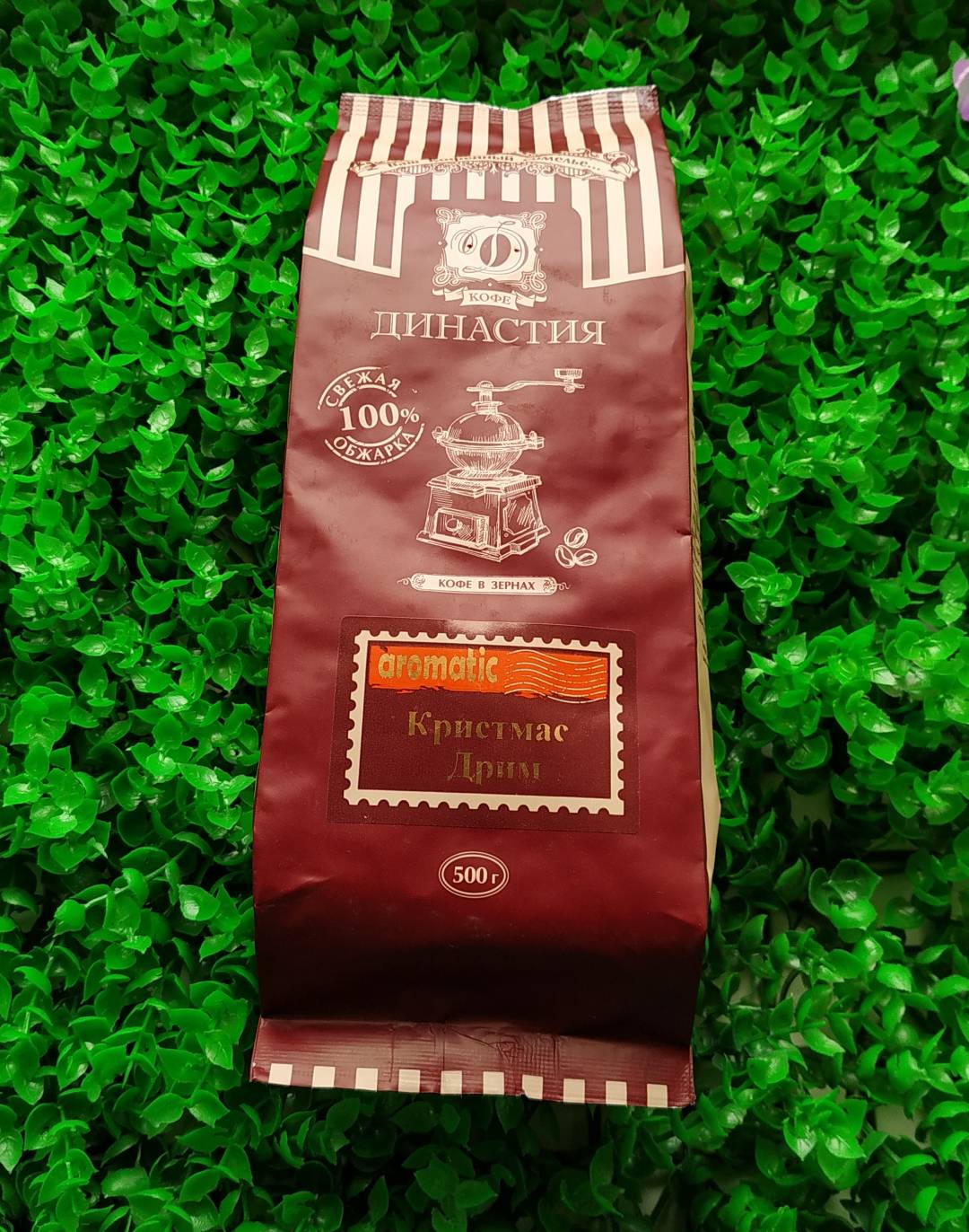 Купить онлайн Кофе Кристмас Дрим в зернах в интернет-магазине Беришка с доставкой по Хабаровску и по России недорого.