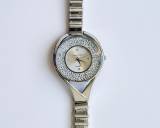 Купить Часы женские с кристаллами в интернет-магазине Беришка с доставкой по Хабаровску недорого.